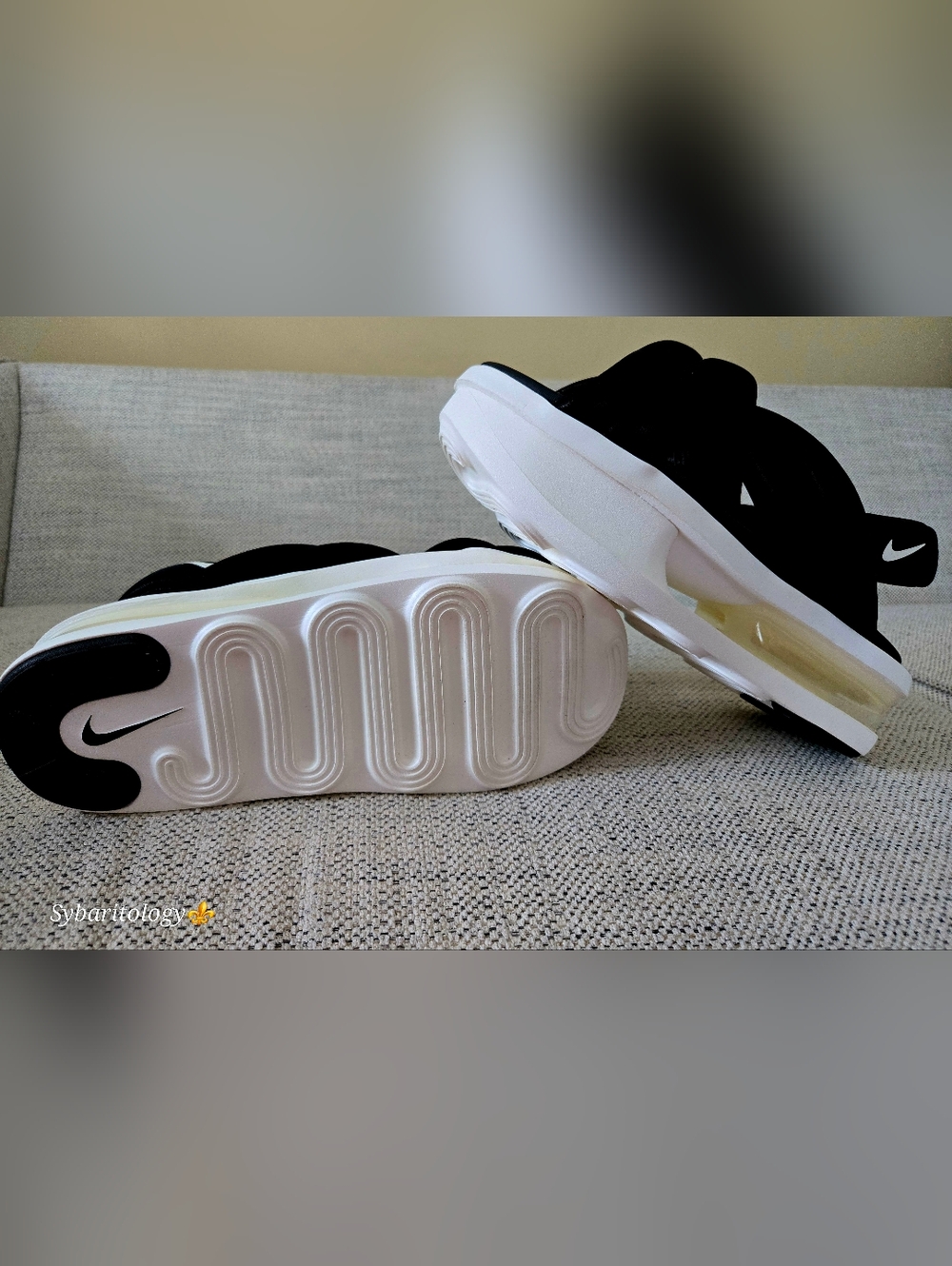 NWT NIKE AIR MAX ISLA Women's Black Platform Slide Sandals Size: 11/43 - Picture 8 of 13